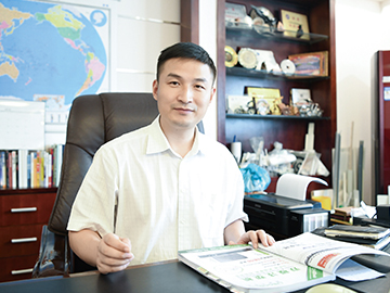 科貝?。簲D出智能化道路上的先行者